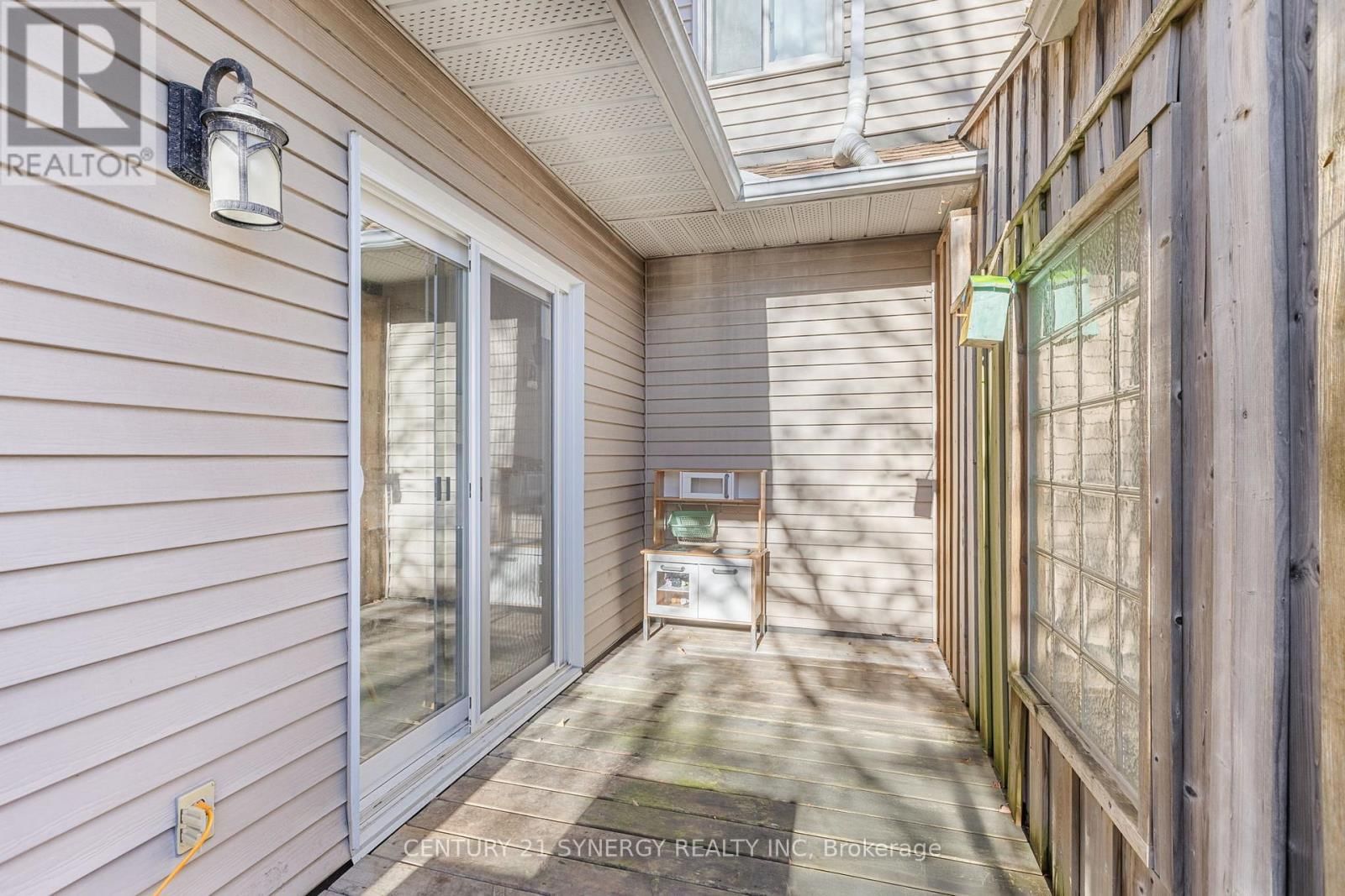 6 BERTON PLACE Image 35