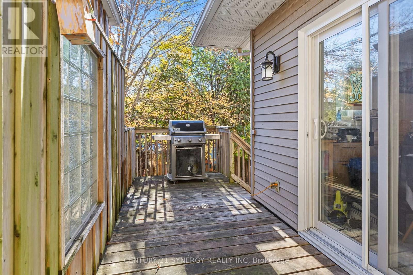 6 BERTON PLACE Image 36