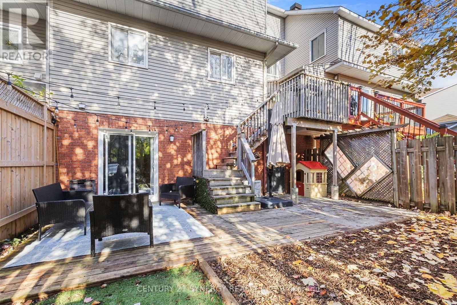 6 BERTON PLACE Image 42