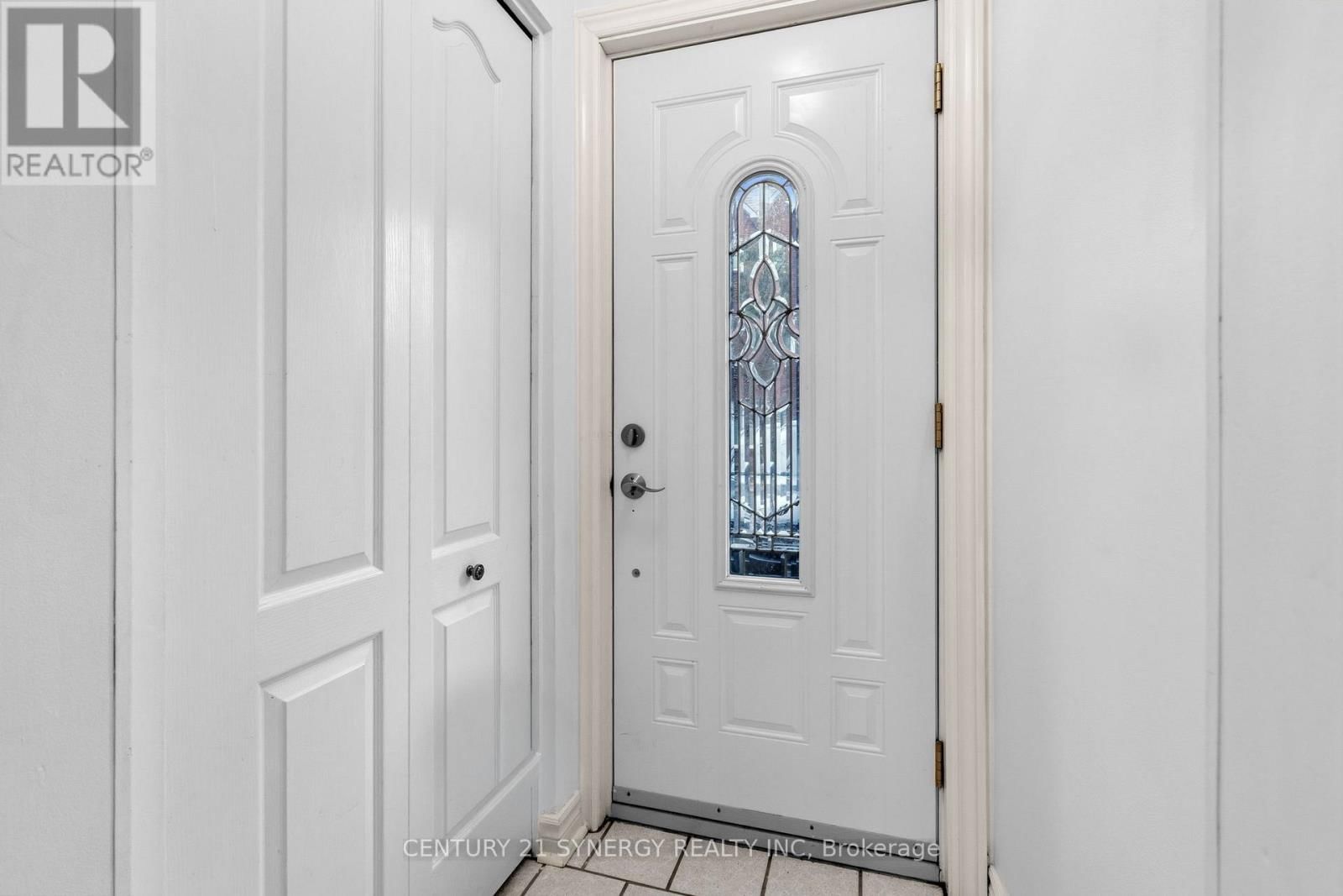 6 BERTON PLACE Image 5