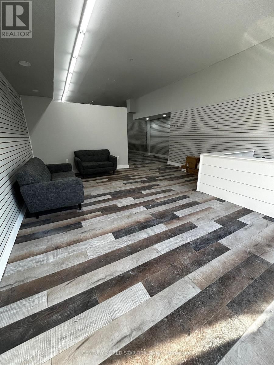 Main - 368 DUNDAS STREET Image 11