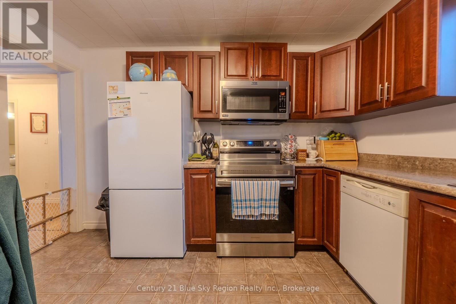 380 PARK AVENUE Image 13