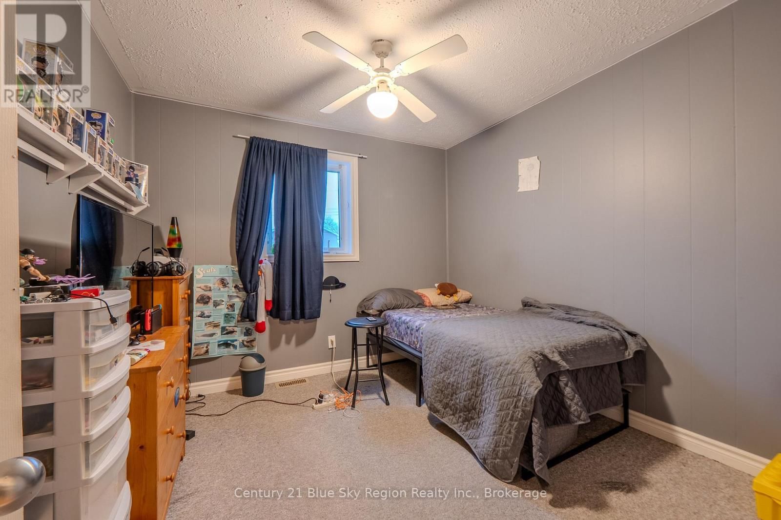 380 PARK AVENUE Image 20