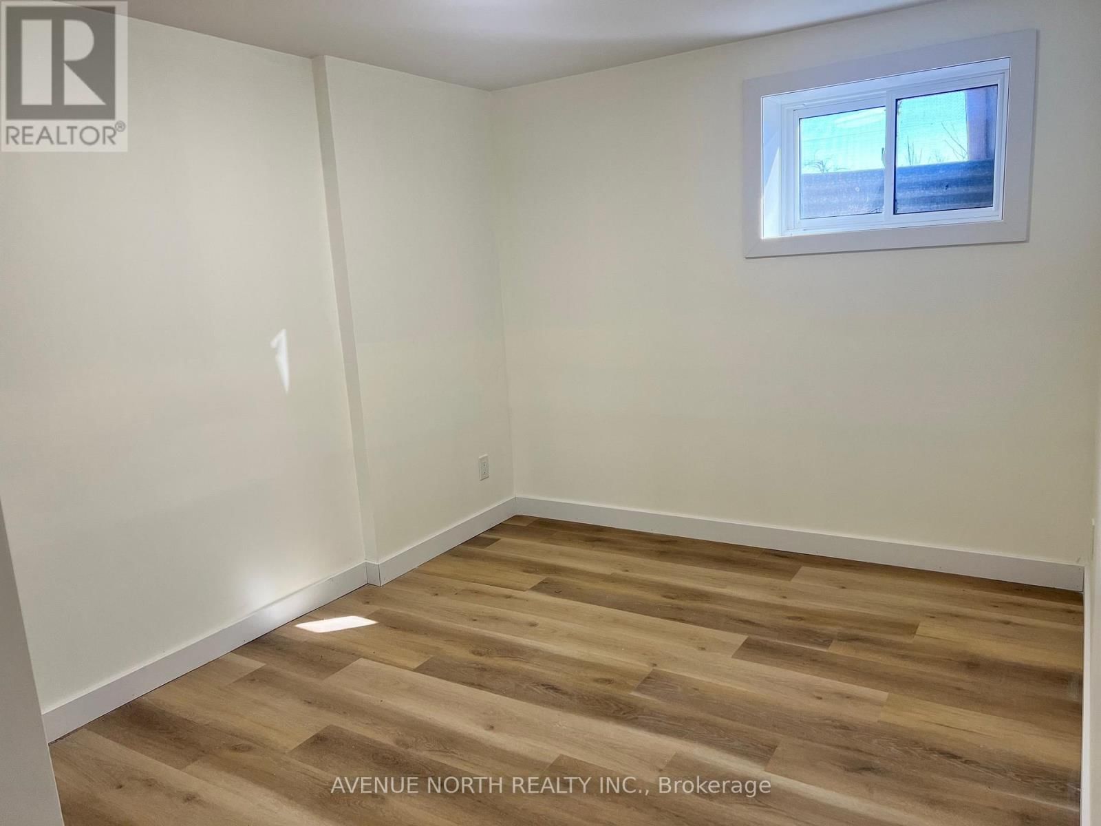 B - 480 RIVER ROAD Image 14