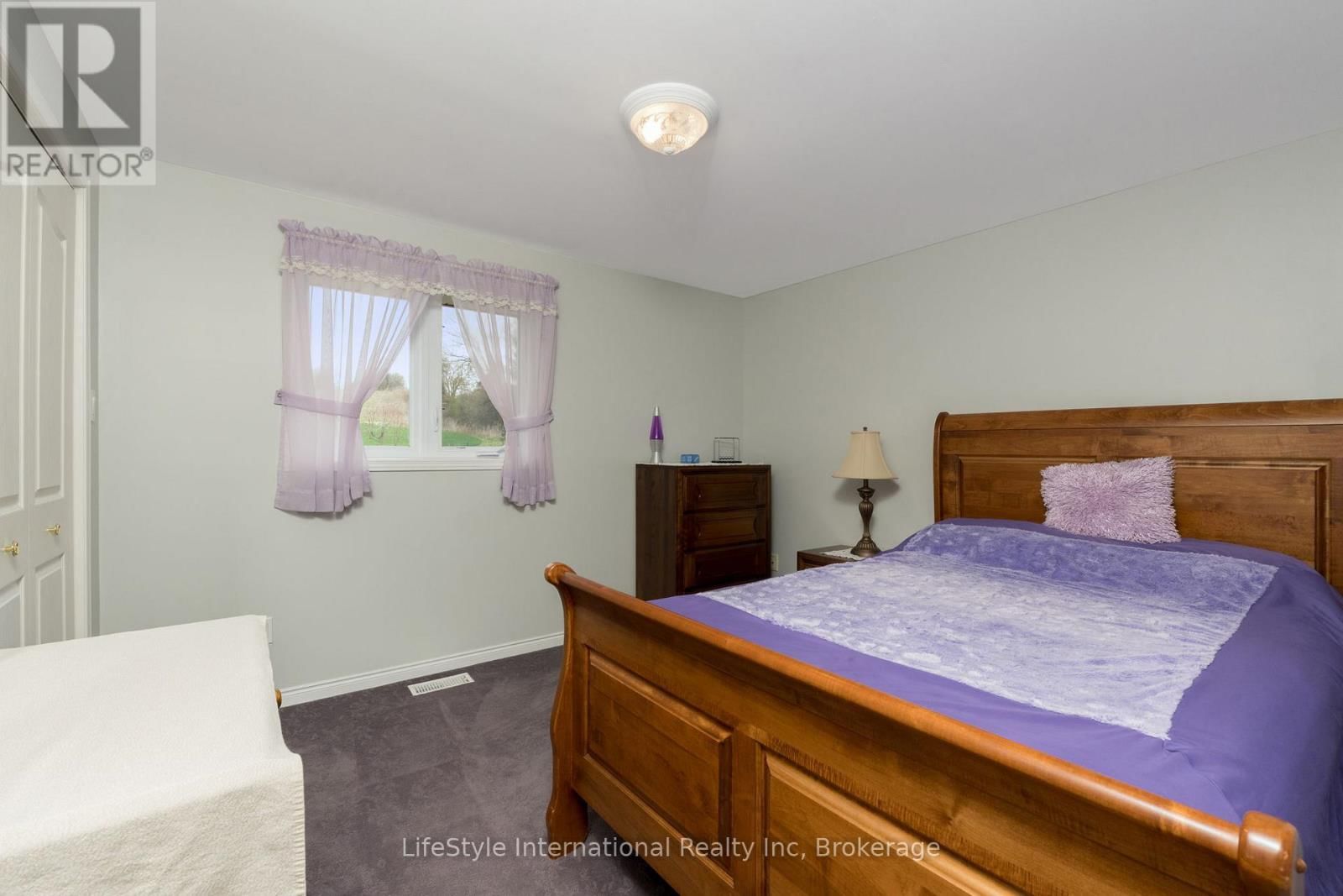 5601 FIFTH LINE Image 14