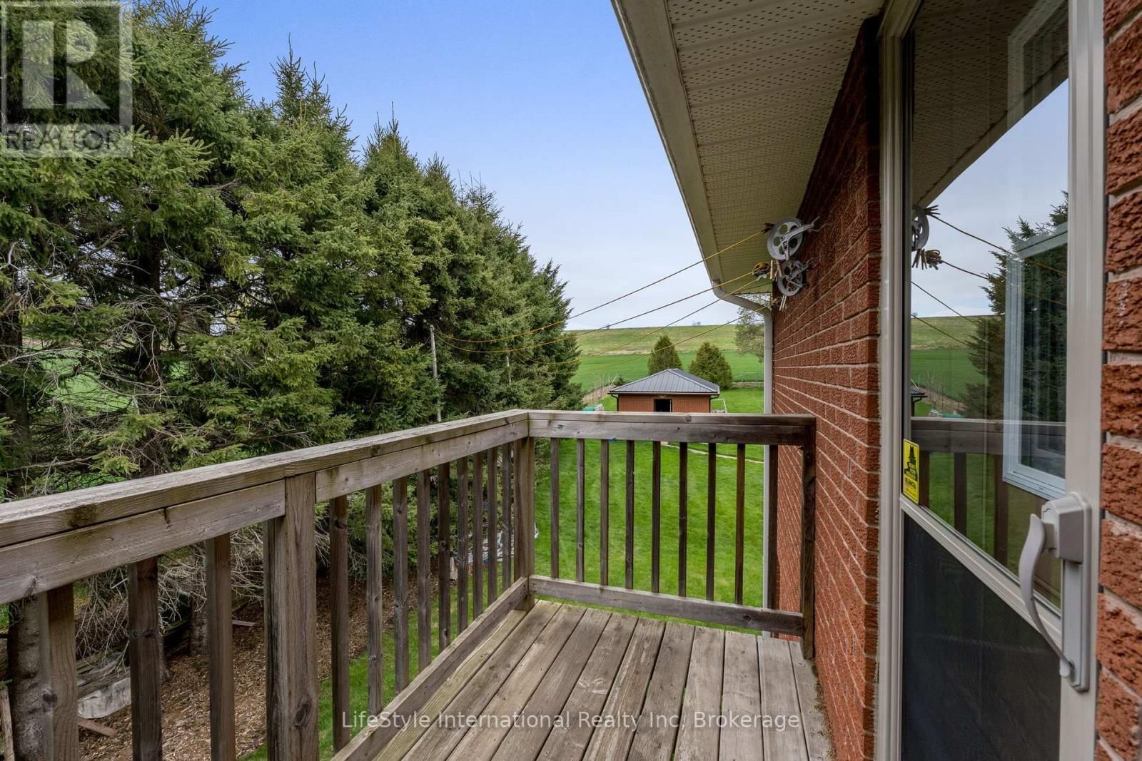 5601 FIFTH LINE Image 17