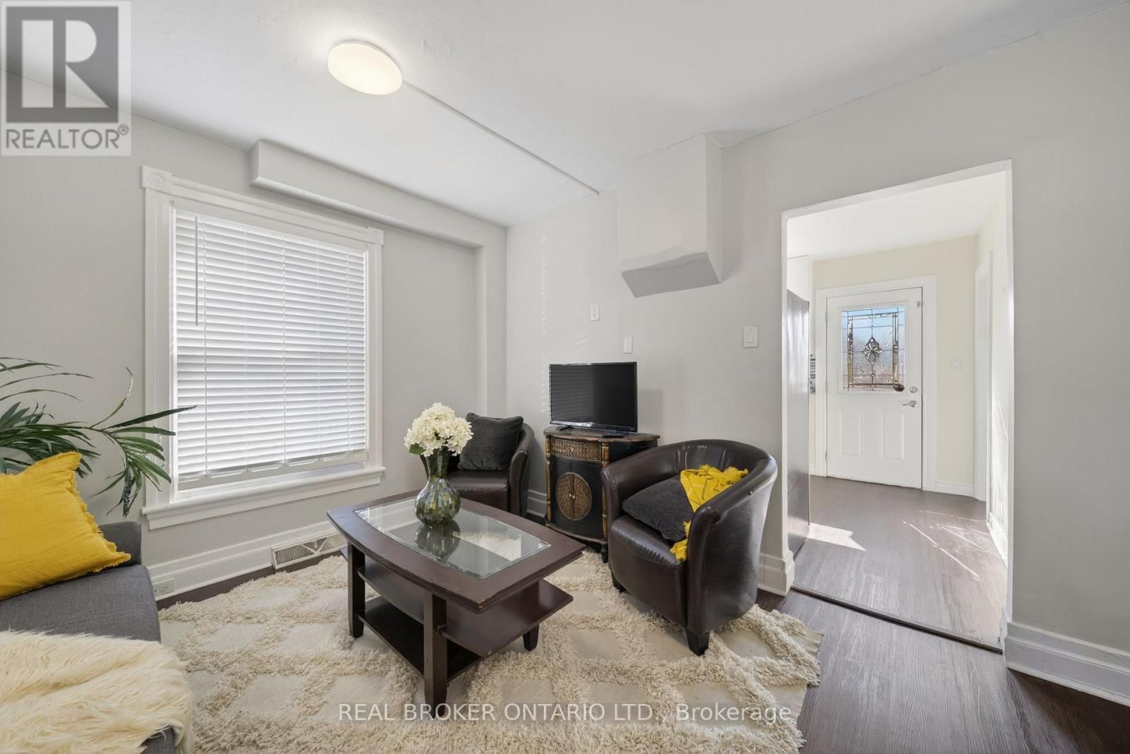 4475 FIRST AVENUE Image 11