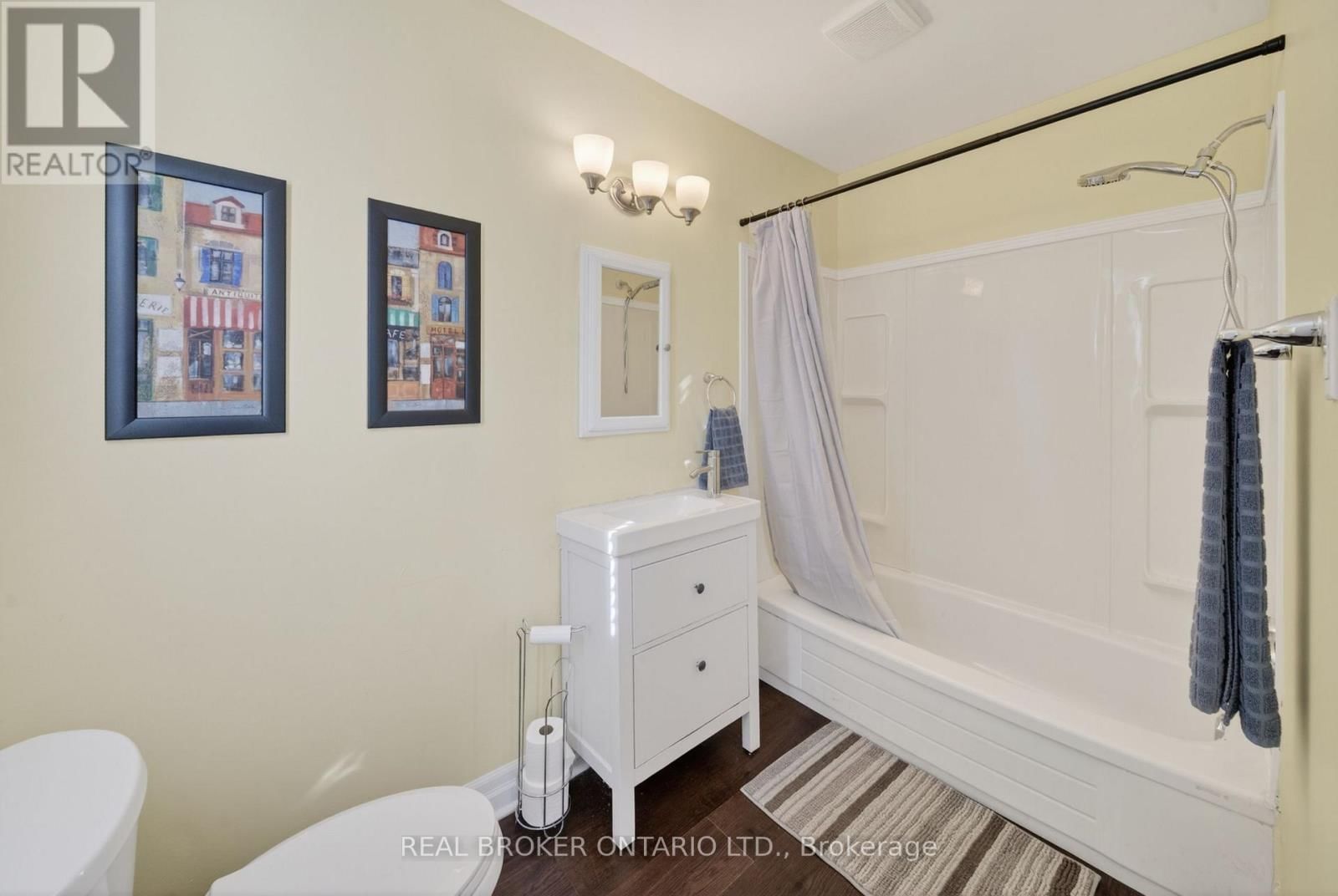 4475 FIRST AVENUE Image 16