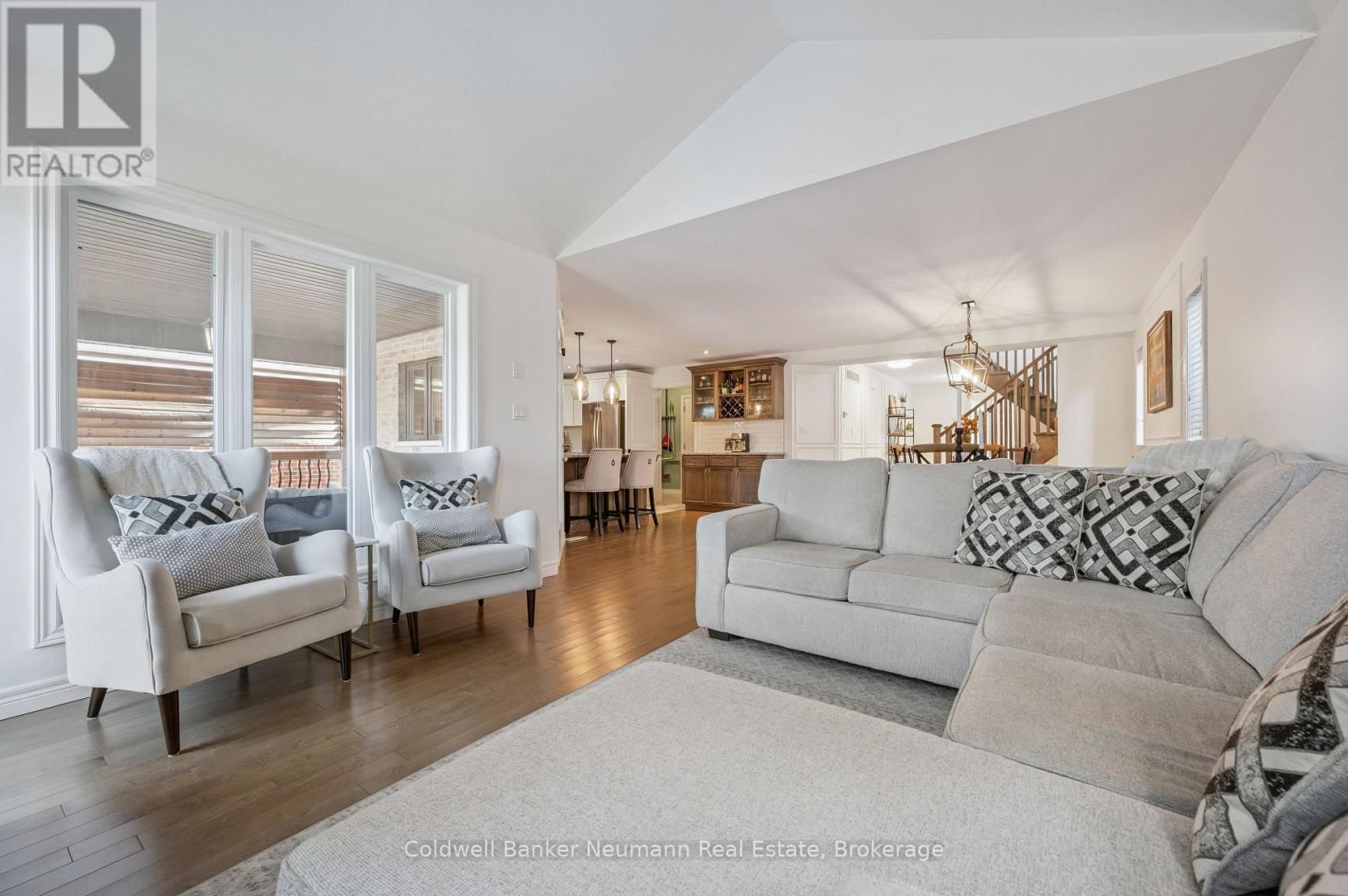 114 TIMBER TRAIL ROAD Image 9