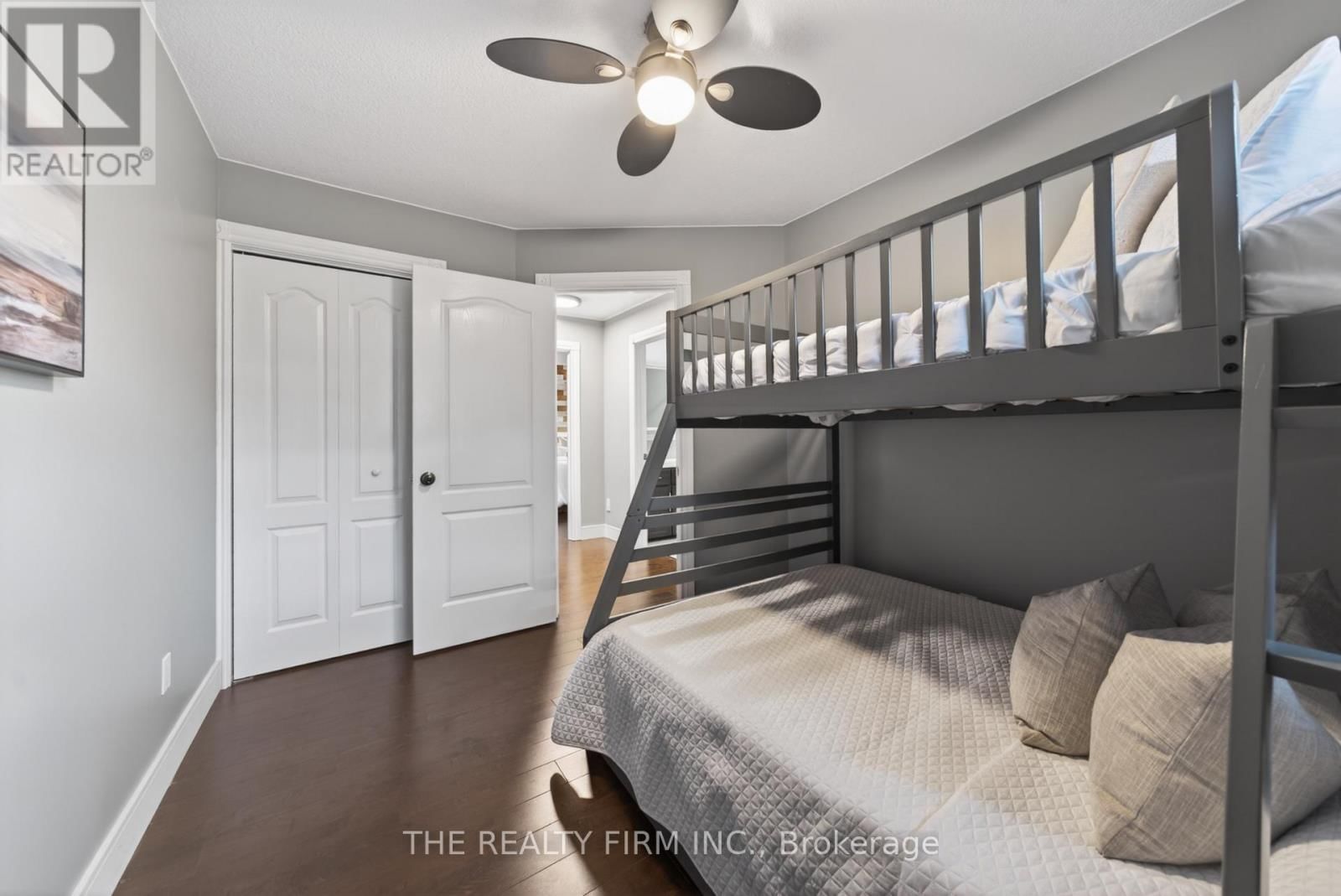 25 LA MANTIA AVENUE Image 22