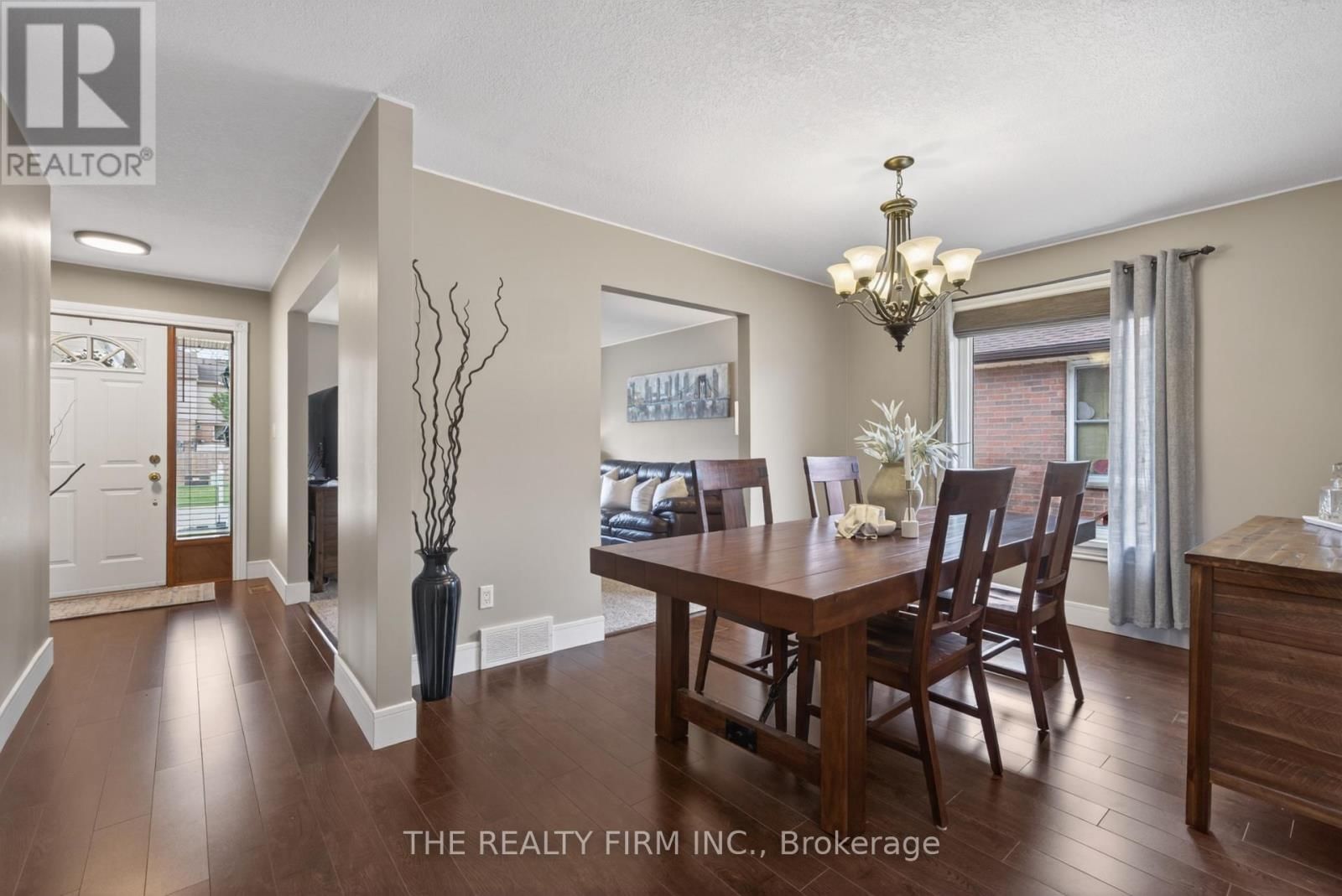 25 LA MANTIA AVENUE Image 8