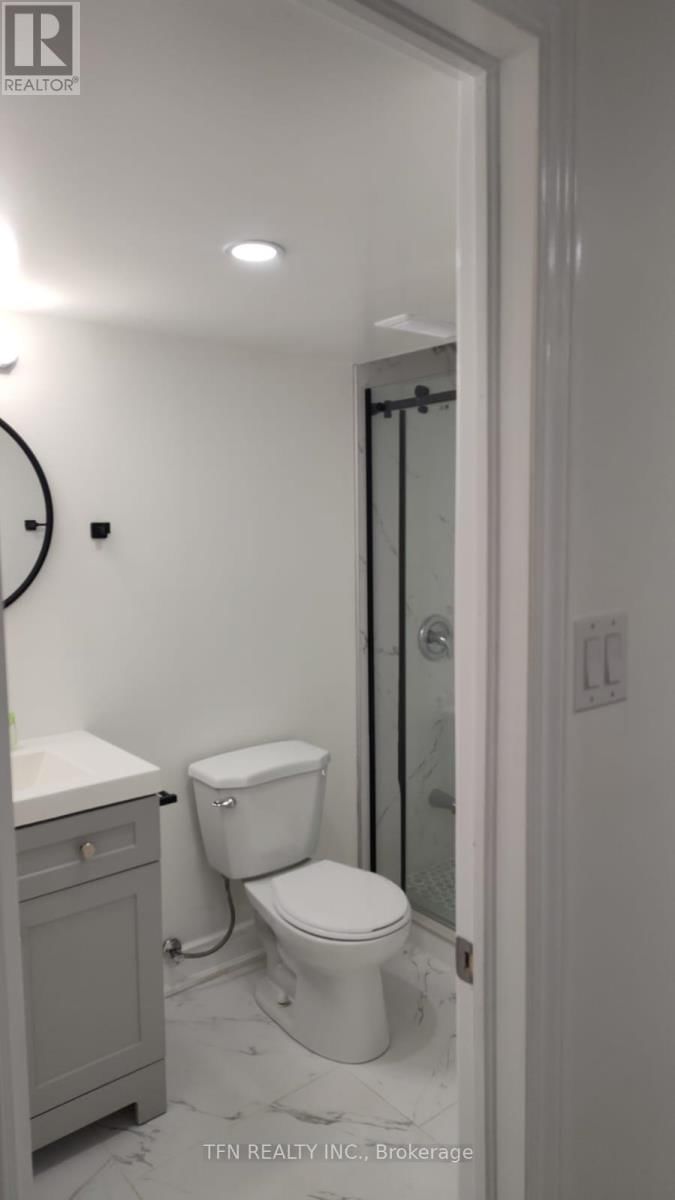 199 PORT CRESCENT Image 13