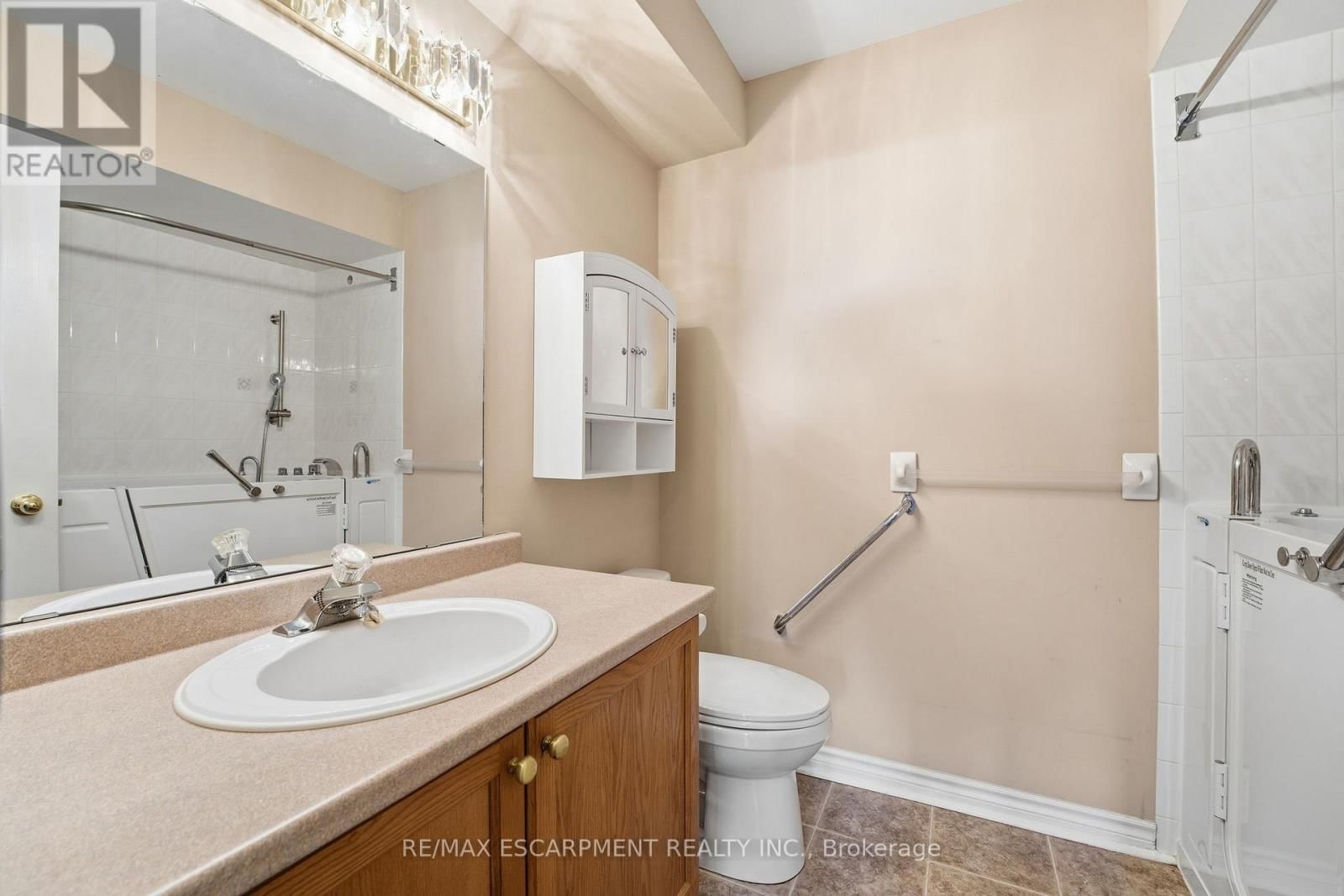 29 - 222 FELLOWES CRESCENT Image 22