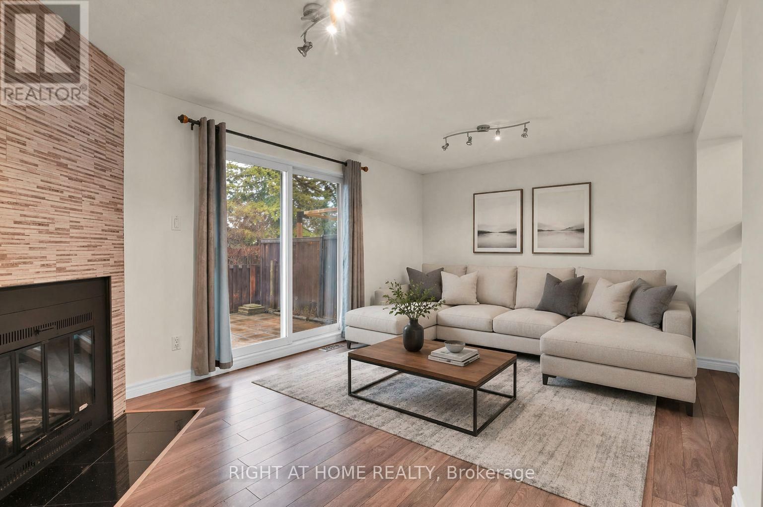 E - 1700 LAMOUREUX DRIVE Image 10