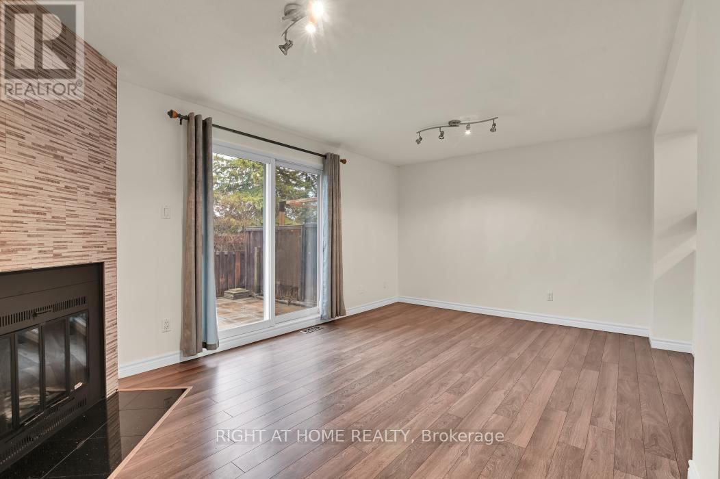 E - 1700 LAMOUREUX DRIVE Image 11