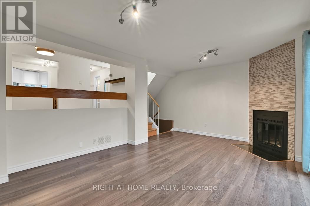 E - 1700 LAMOUREUX DRIVE Image 9