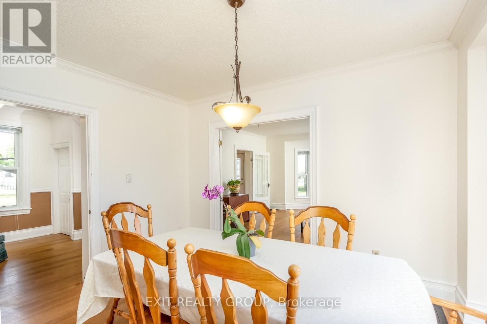 120 LORNE AVENUE Image 13