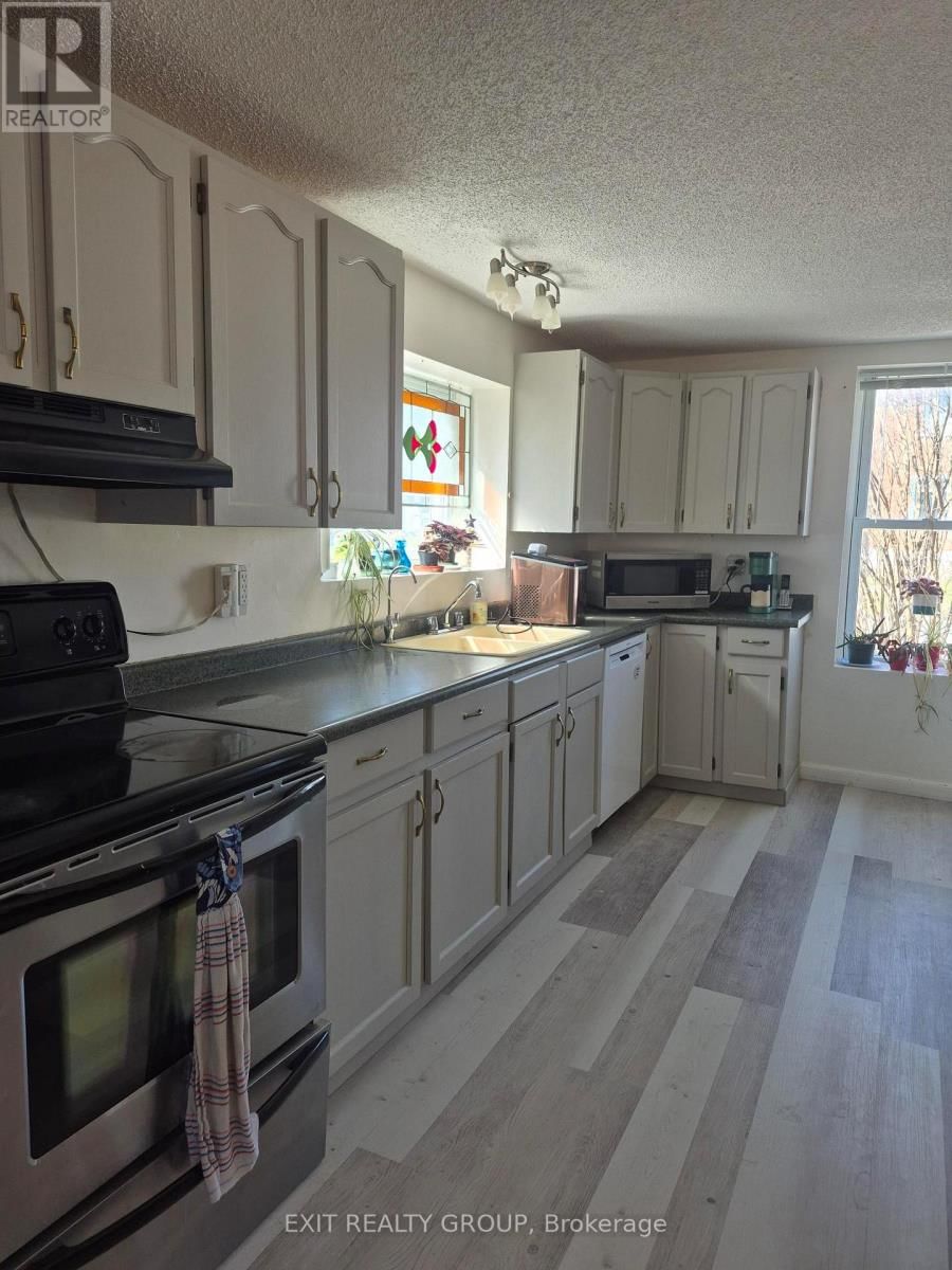 120 LORNE AVENUE Image 19