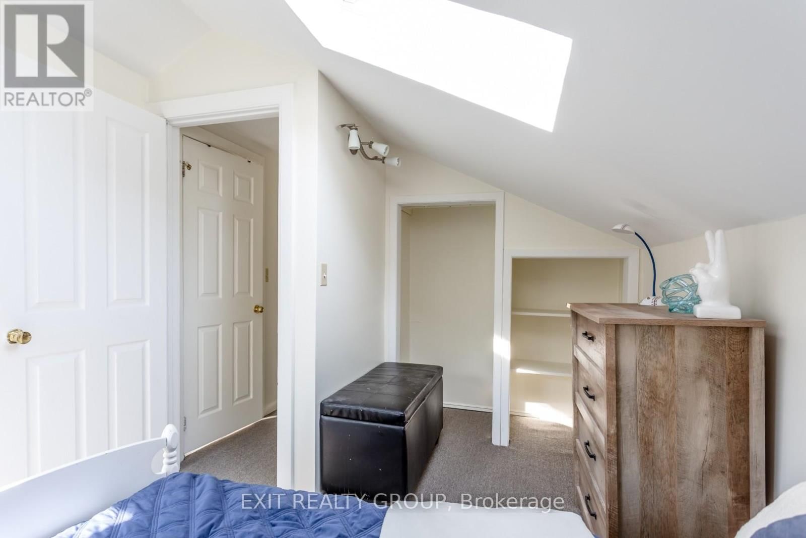 120 LORNE AVENUE Image 37