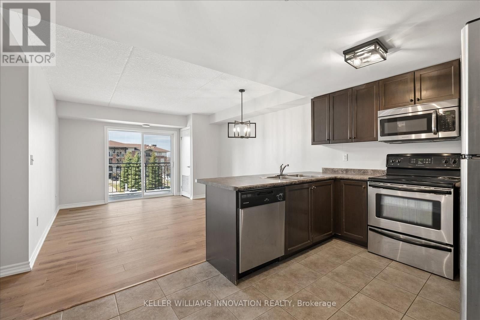 302C - 43 GOODWIN DRIVE Image 6