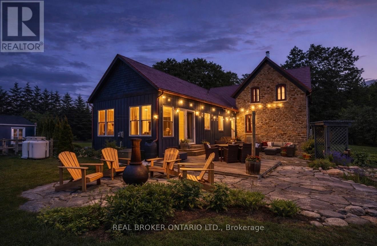 2090 BEACH ROAD Image 3