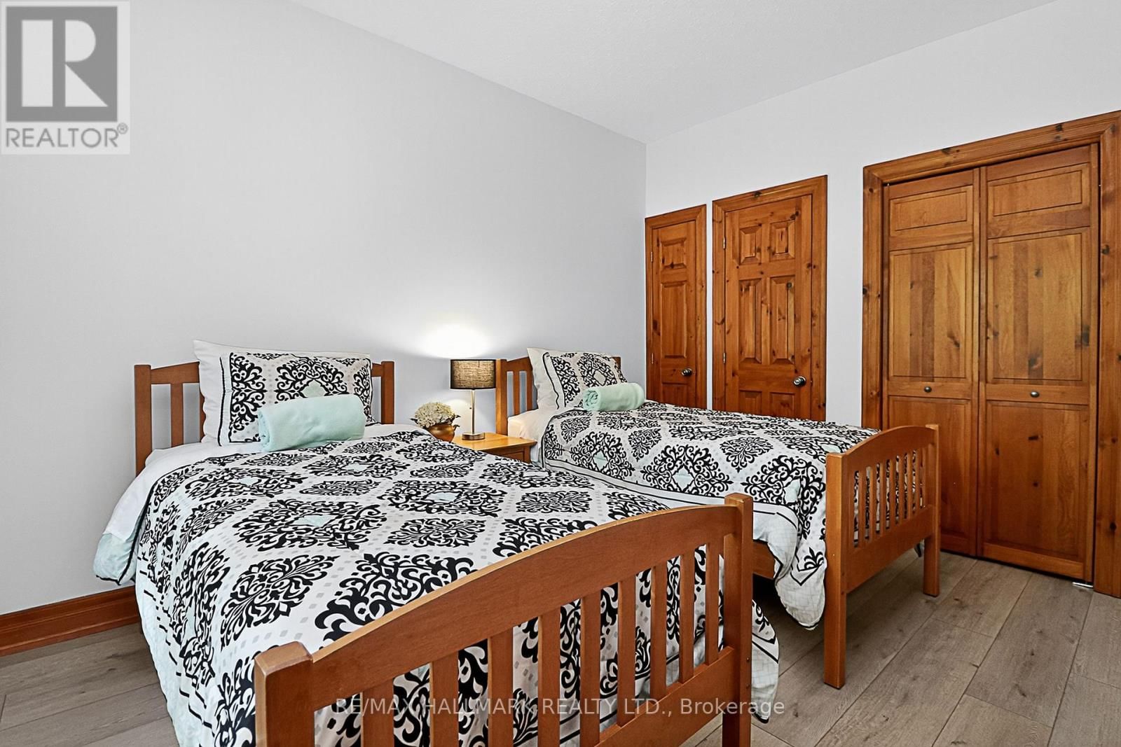 101 - 184 SNOWBRIDGE WAY Image 22