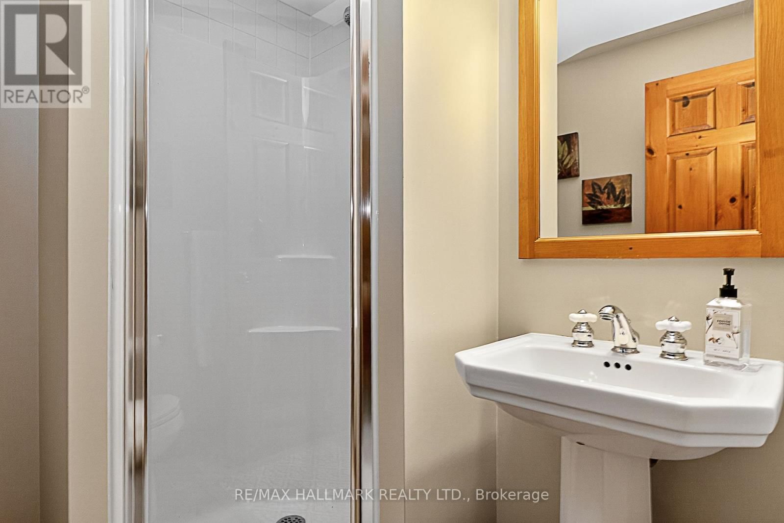 101 - 184 SNOWBRIDGE WAY Image 23