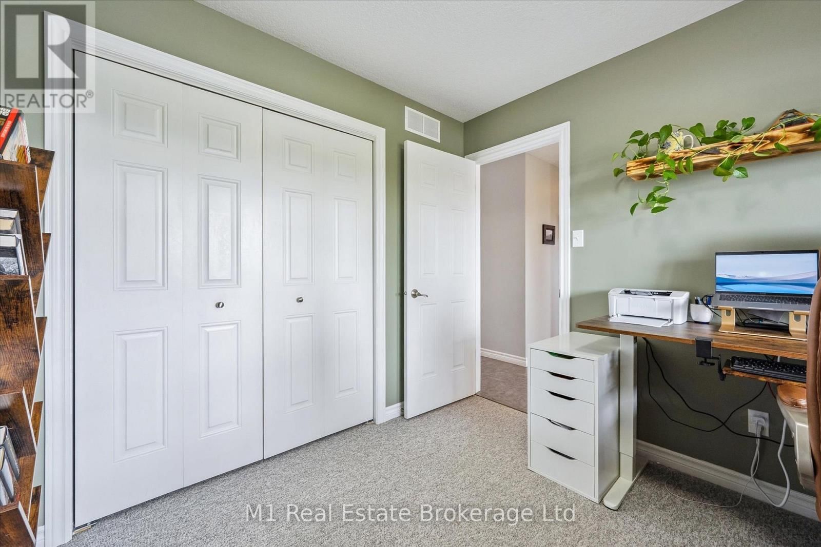 79 SPENCER DRIVE Image 16