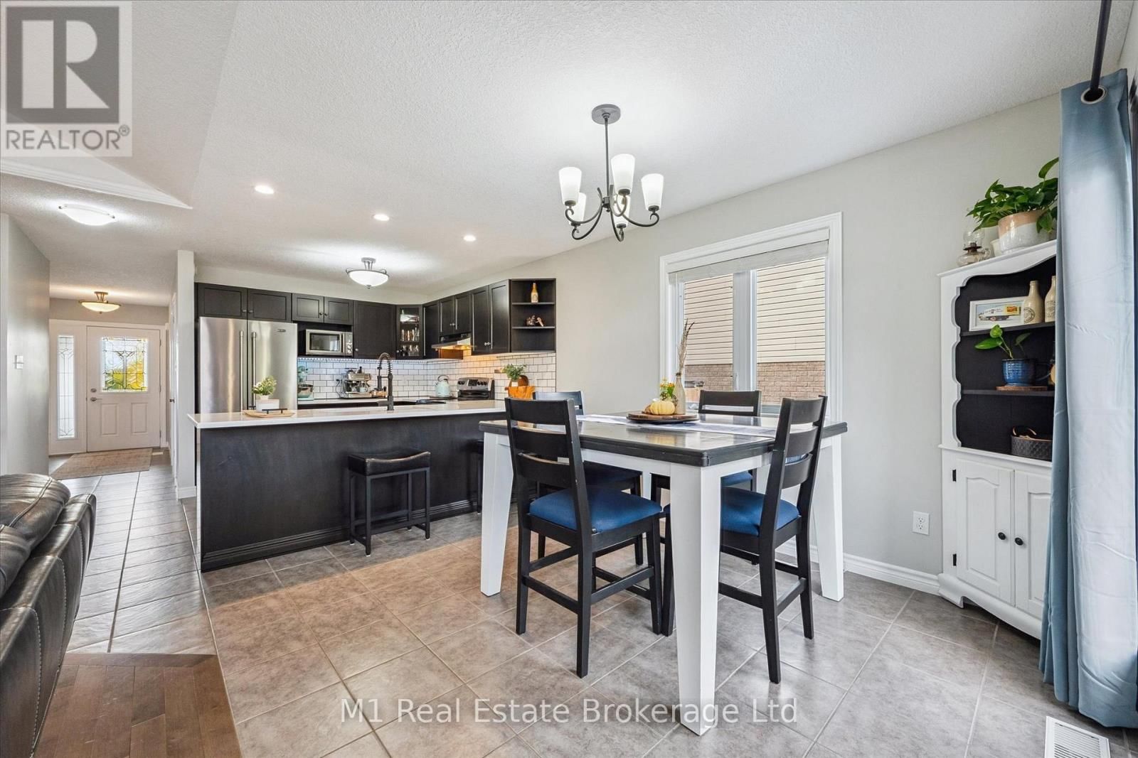 79 SPENCER DRIVE Image 23