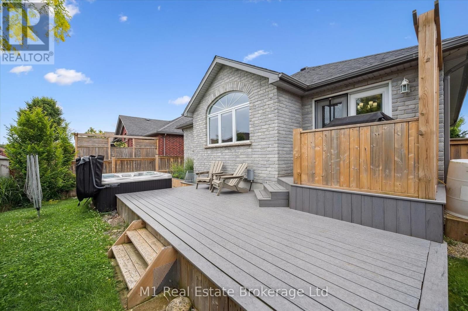 79 SPENCER DRIVE Image 37