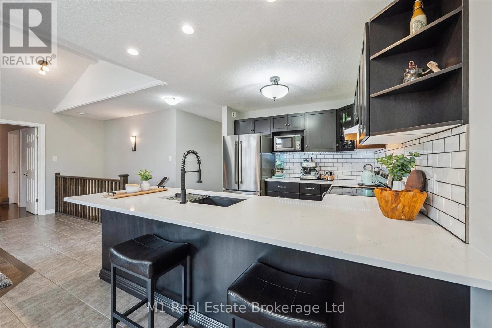 79 SPENCER DRIVE Image 6