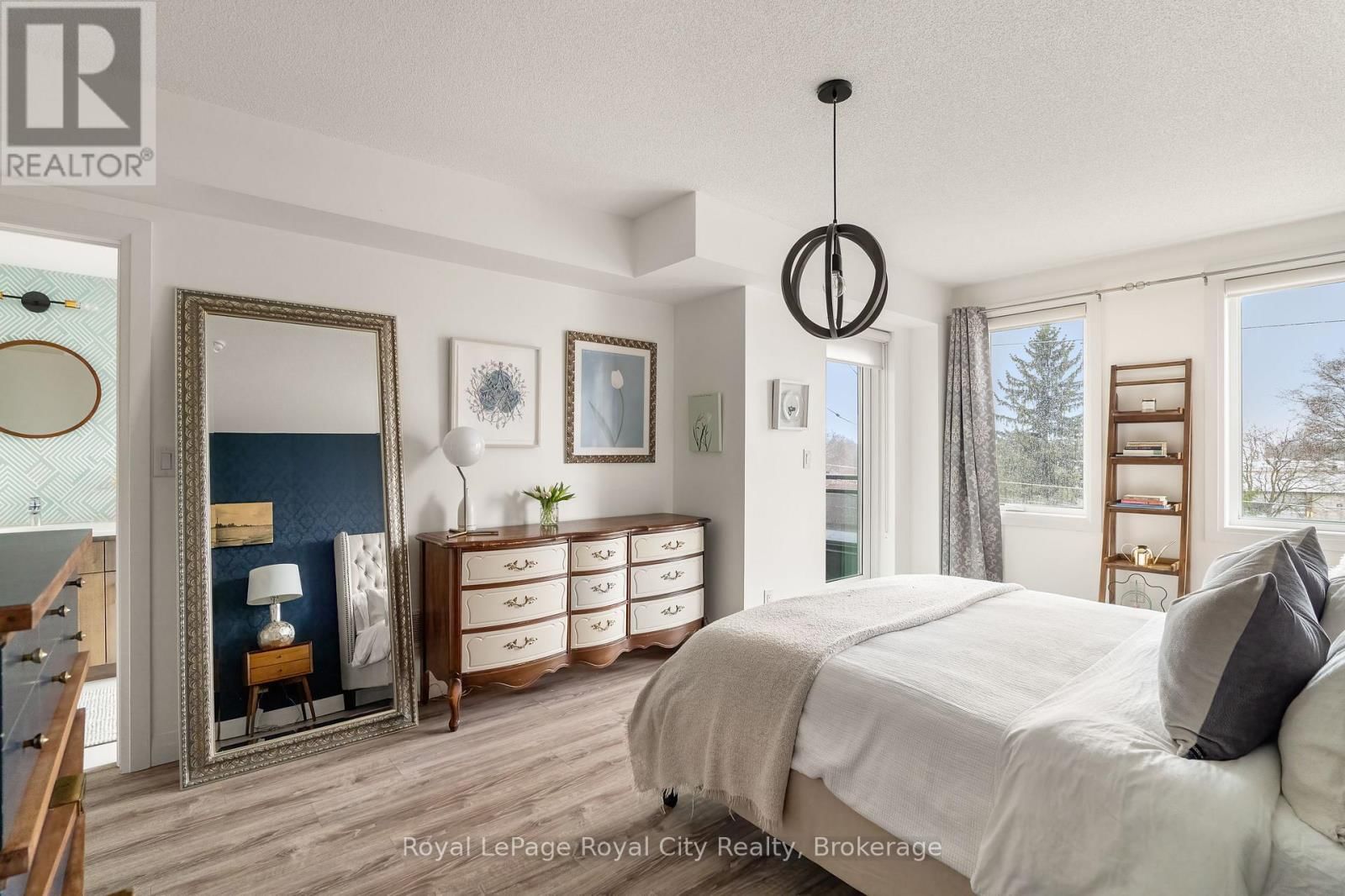 #AT3 - 53 ARTHUR STREET SOUTH Image 24