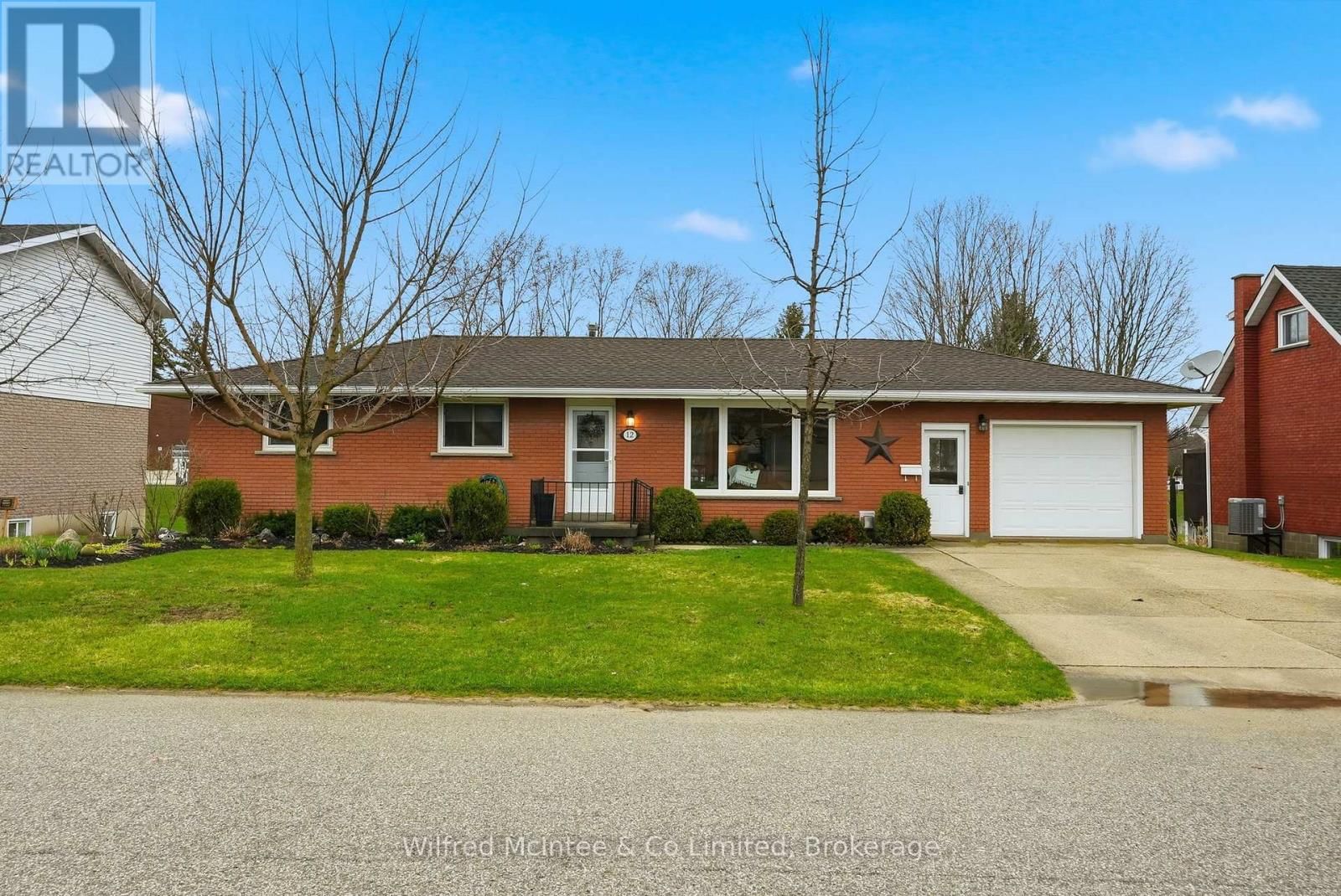 12 SECOND STREET Image 1