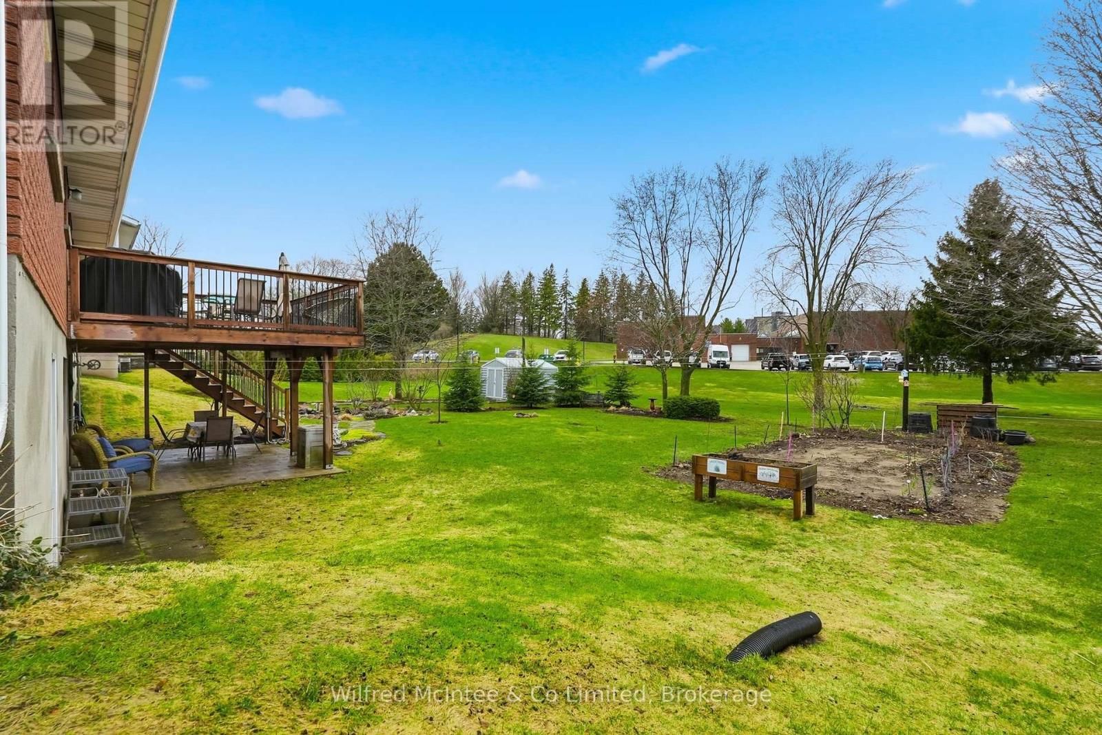 12 SECOND STREET Image 35