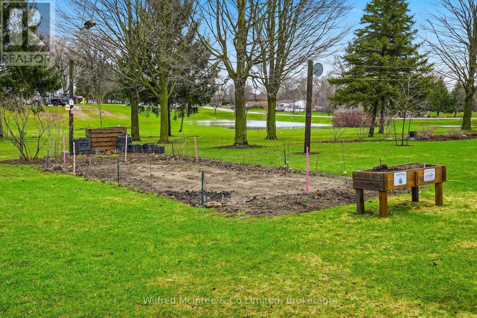 12 SECOND STREET Image 37