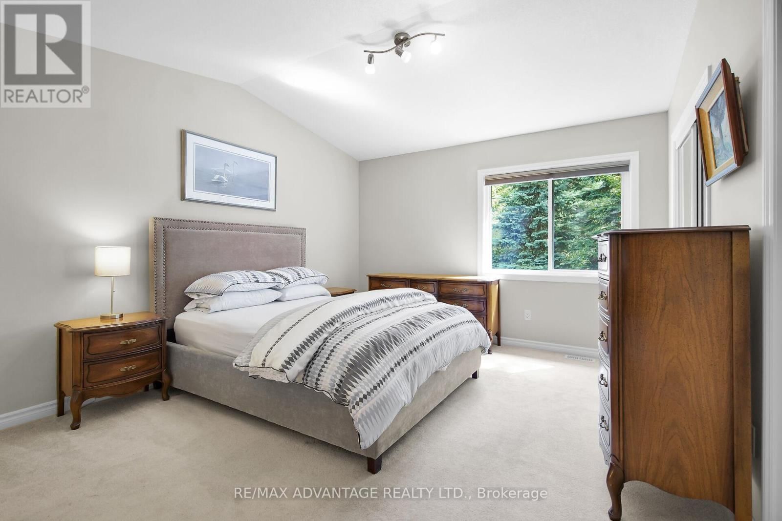 73 - 869 WHETHERFIELD STREET Image 23