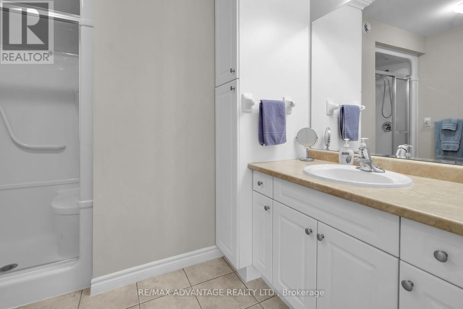 73 - 869 WHETHERFIELD STREET Image 25