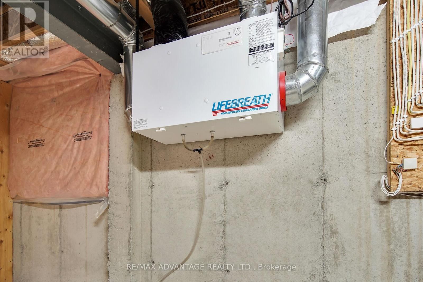 73 - 869 WHETHERFIELD STREET Image 38