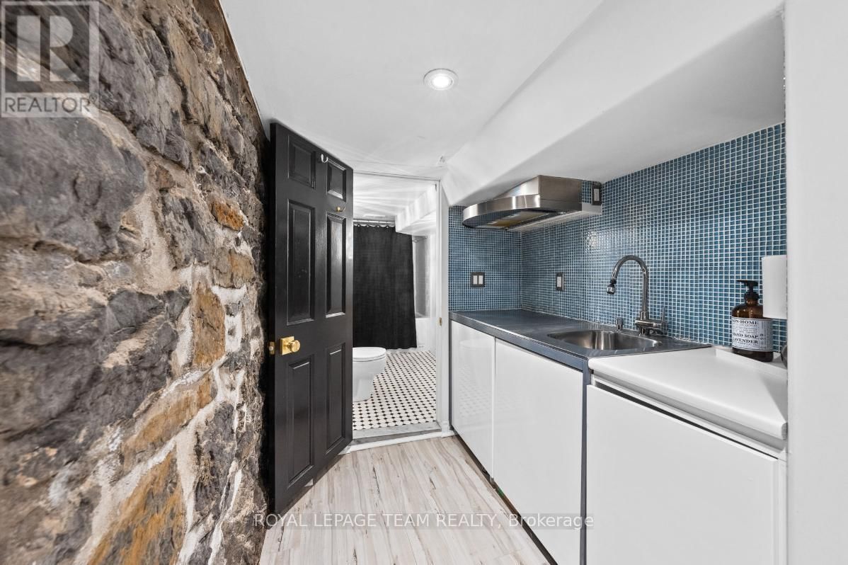 529 MCLEOD STREET Image 38