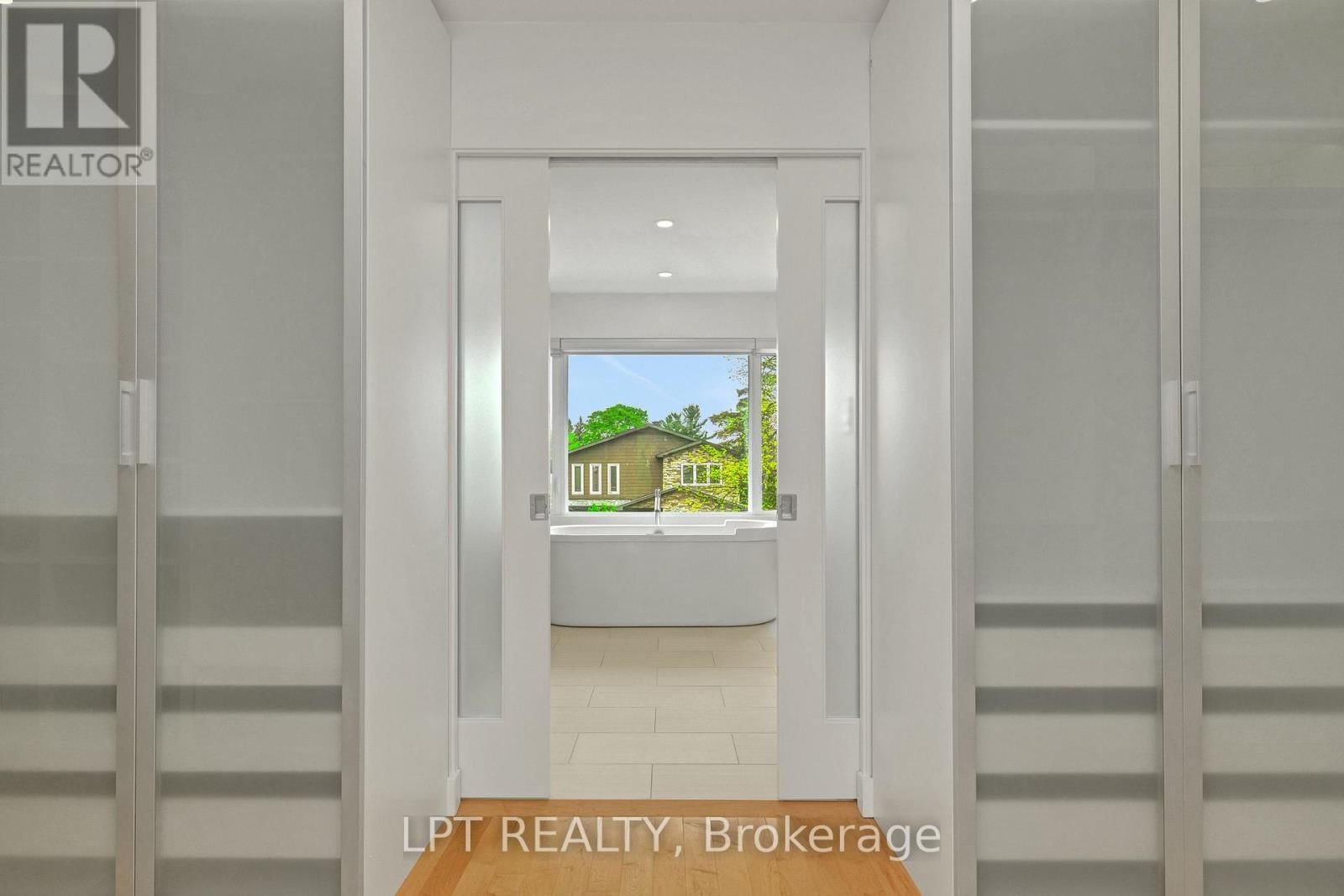 298 CRESTVIEW ROAD Image 28