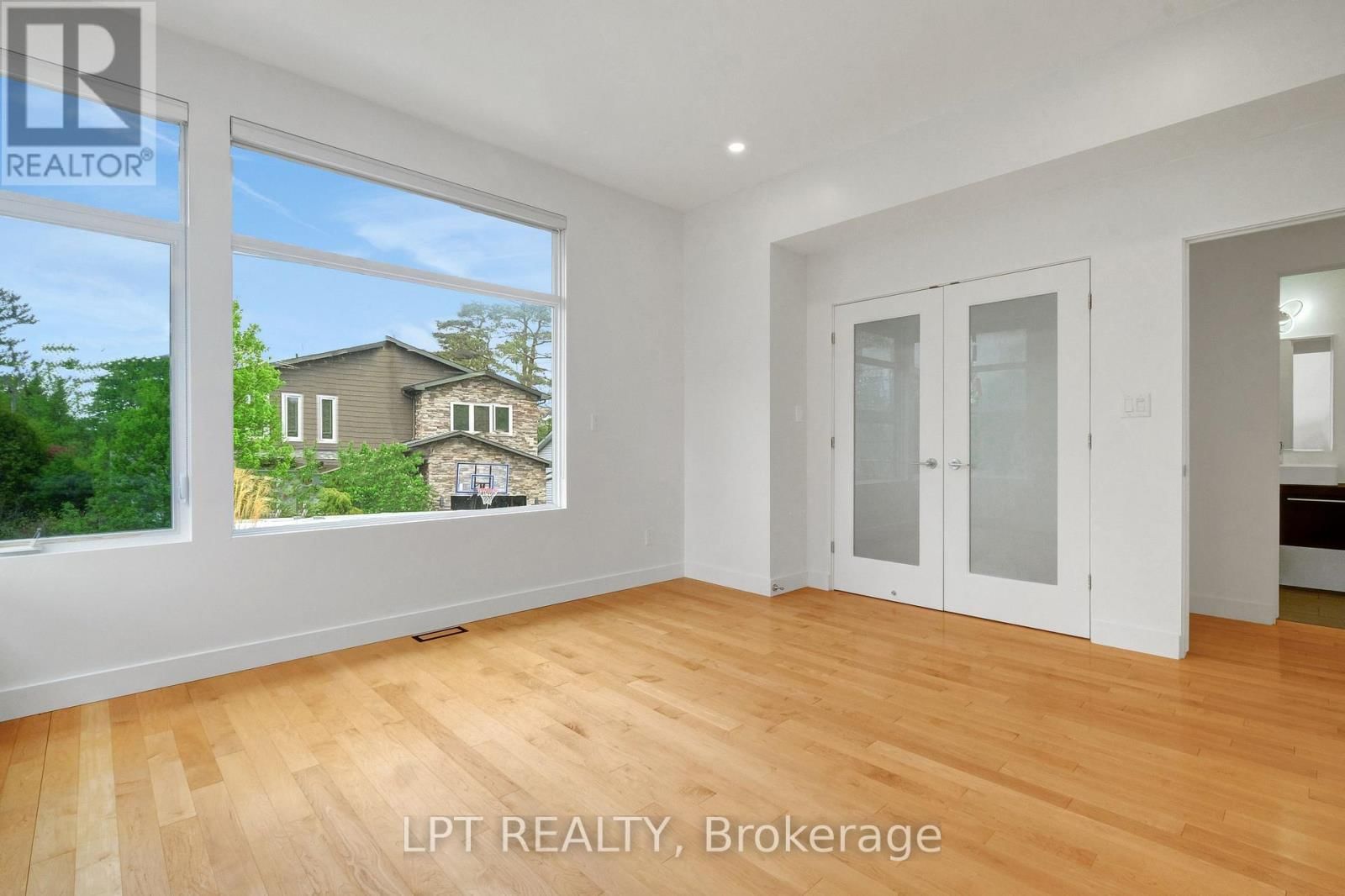 298 CRESTVIEW ROAD Image 42