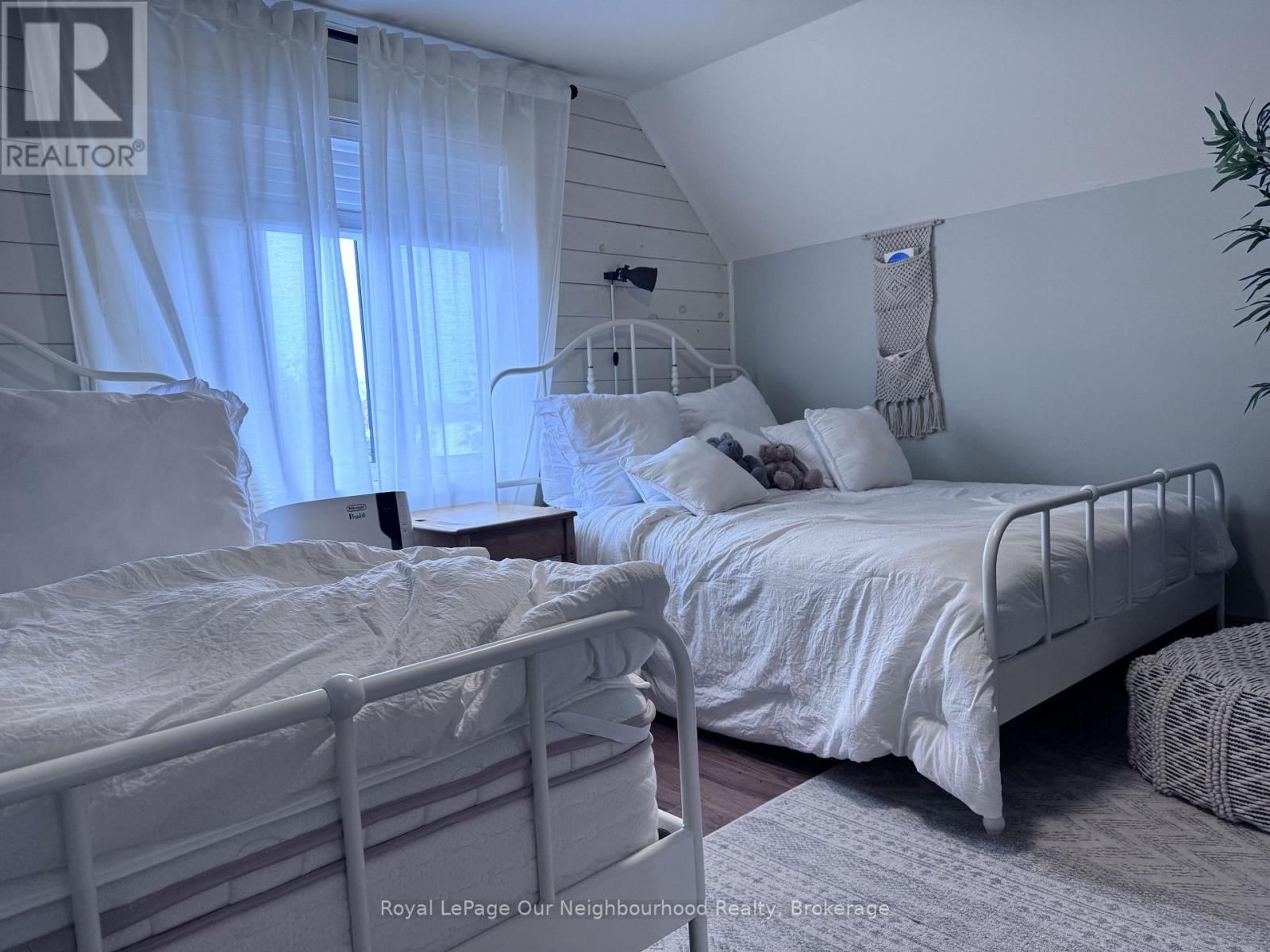 1479 CAMERON LINE Image 10