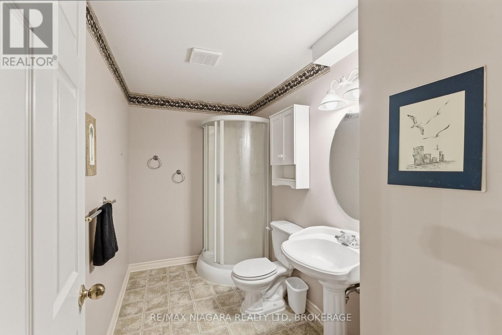 17 - 2684 MEWBURN ROAD Image 24