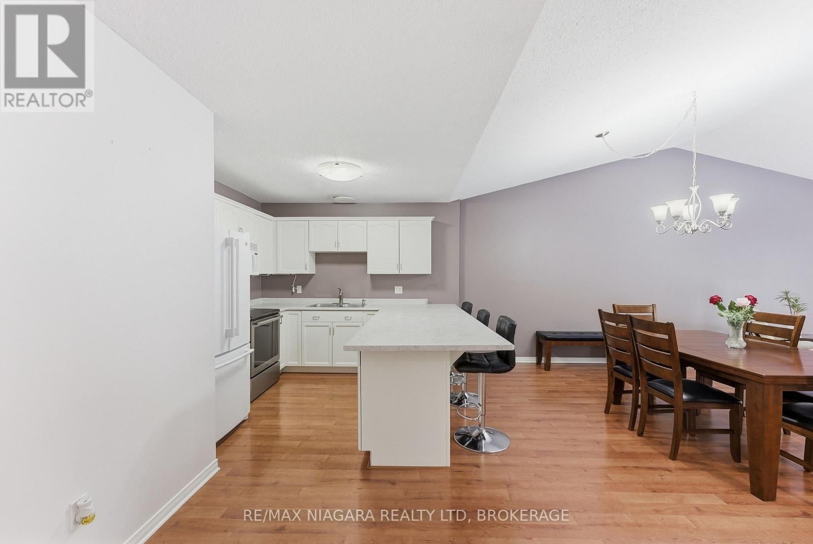 17 - 2684 MEWBURN ROAD Image 8