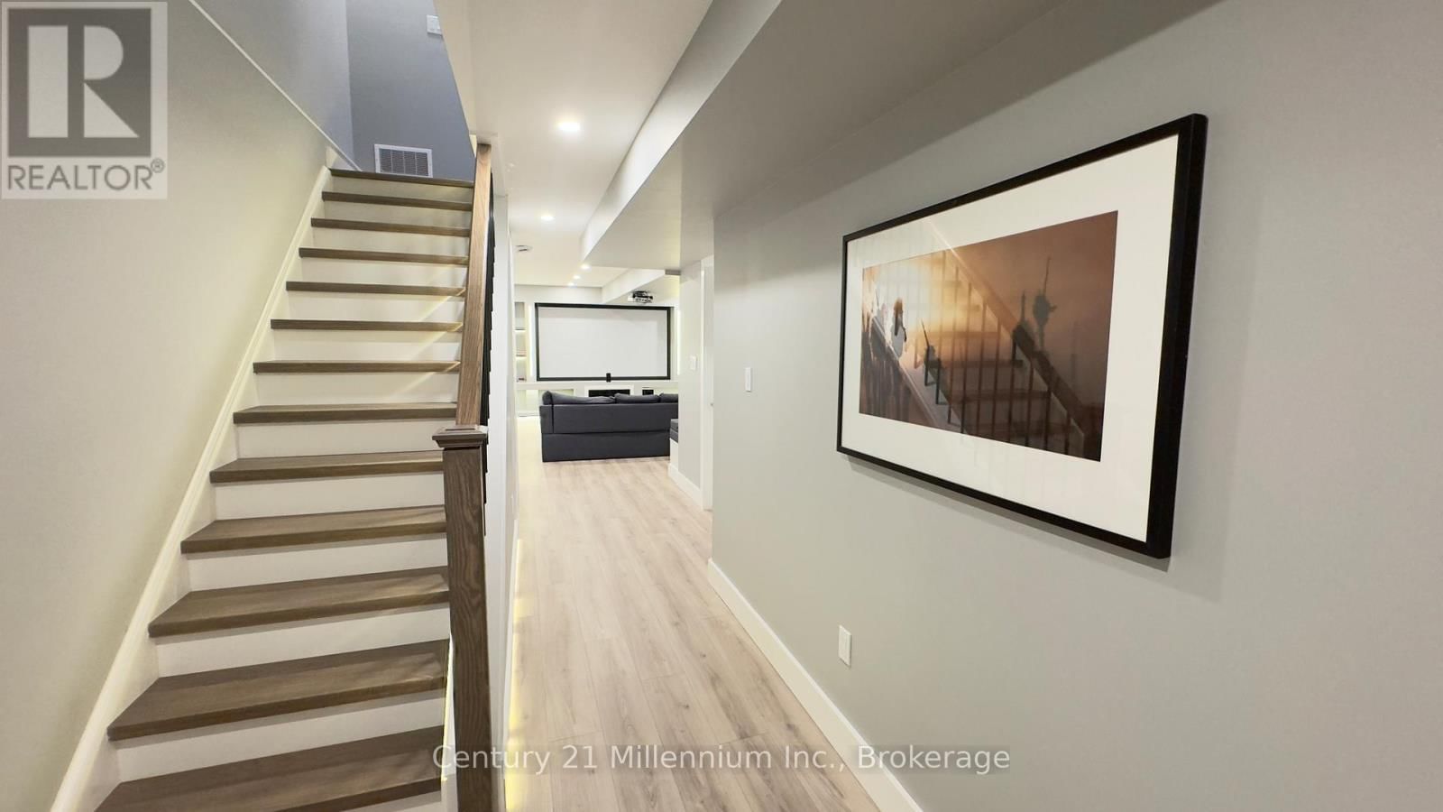 142 RED PINE STREET Image 31