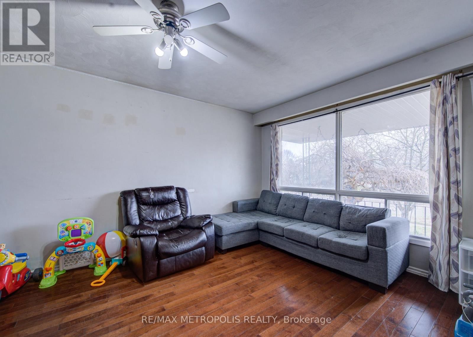 93 LINNWOOD AVENUE Image 25