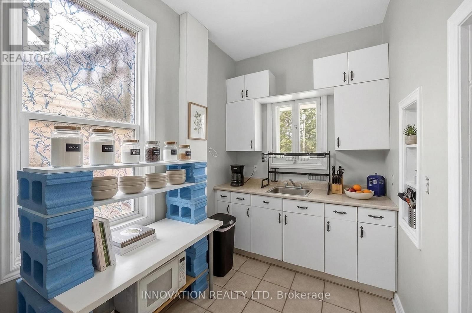 MOFFATT STREET Image 10