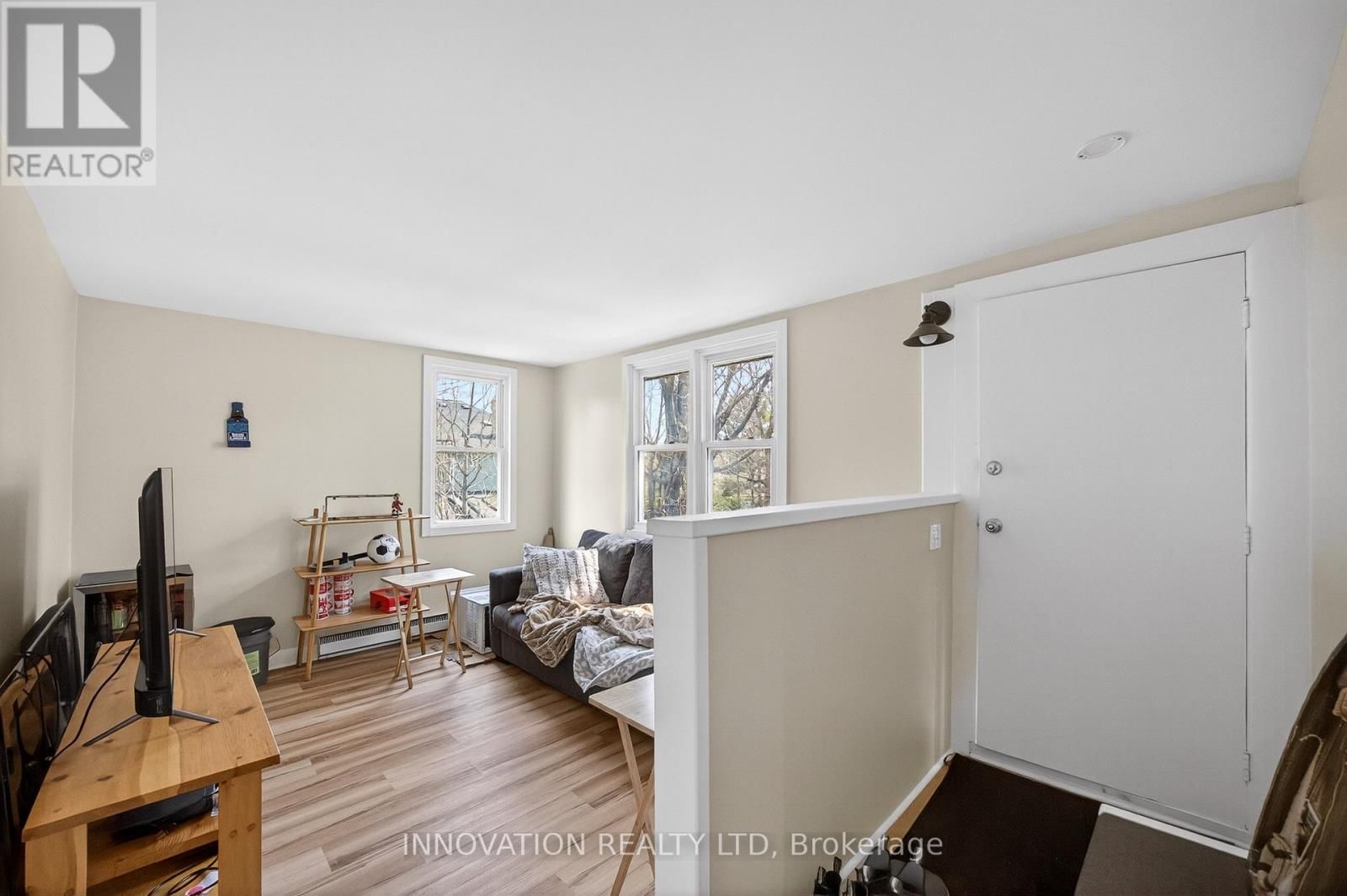 MOFFATT STREET Image 30