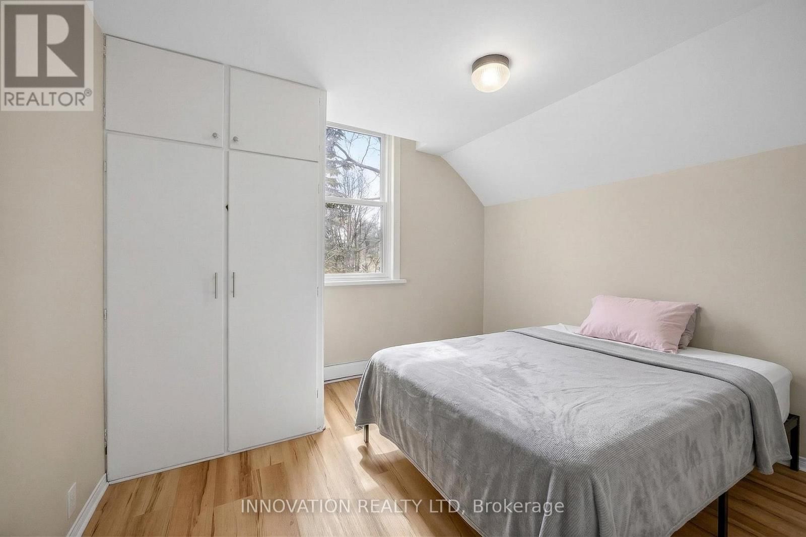 MOFFATT STREET Image 40