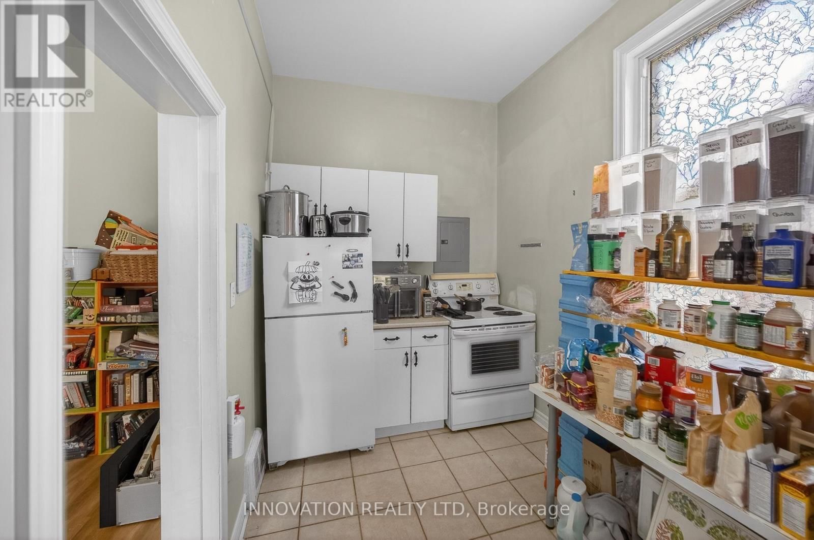 MOFFATT STREET Image 7